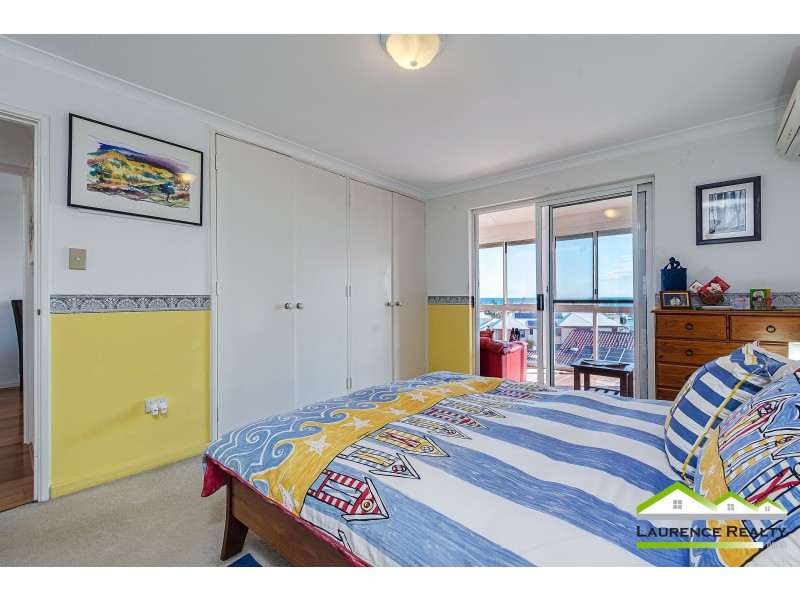 10/8 Toulon Circle, Mindarie WA 6030