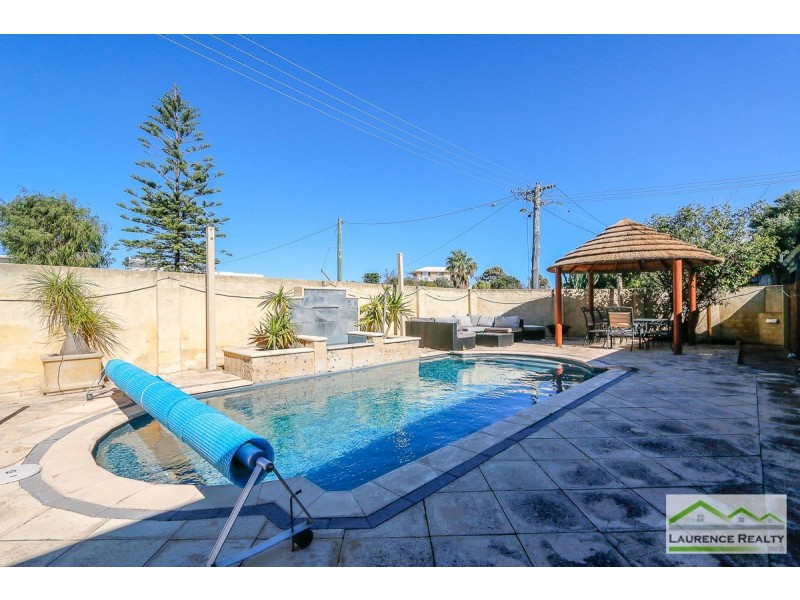 7 Cox Crescent, Quinns Rocks WA 6030