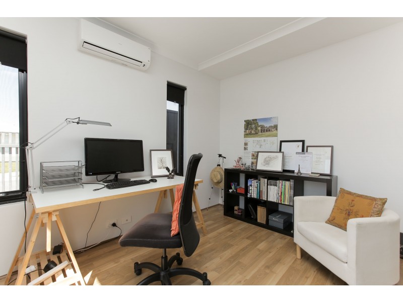 15 Pare Lane, Clarkson WA 6030