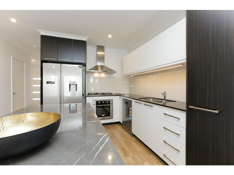 15 Pare Lane, Clarkson WA 6030