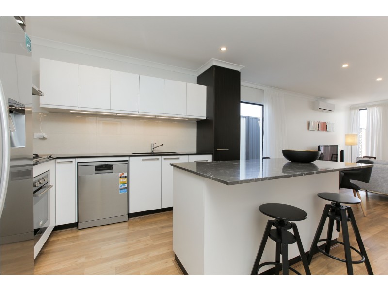 15 Pare Lane, Clarkson WA 6030