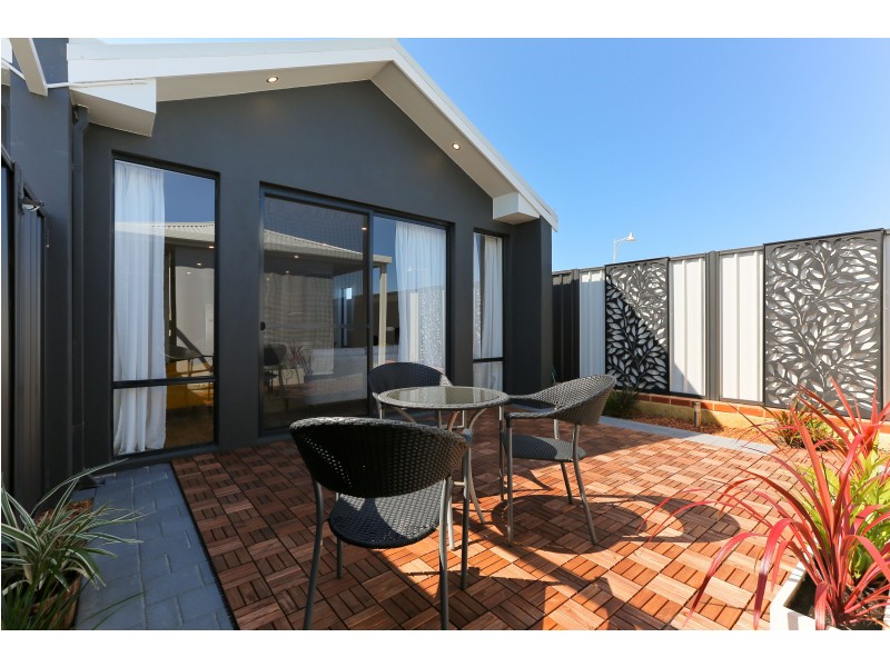 15 Pare Lane, Clarkson WA 6030