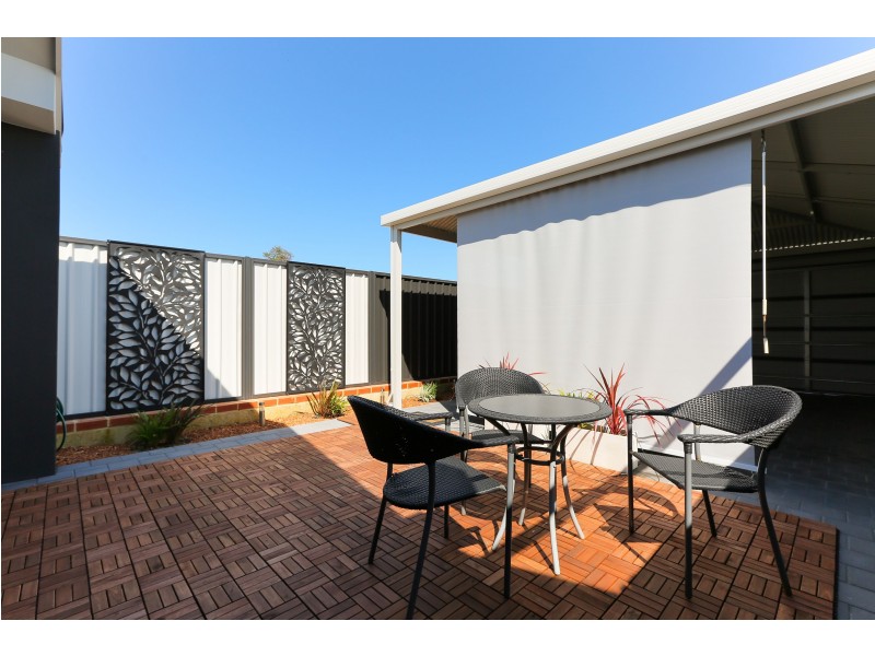 15 Pare Lane, Clarkson WA 6030