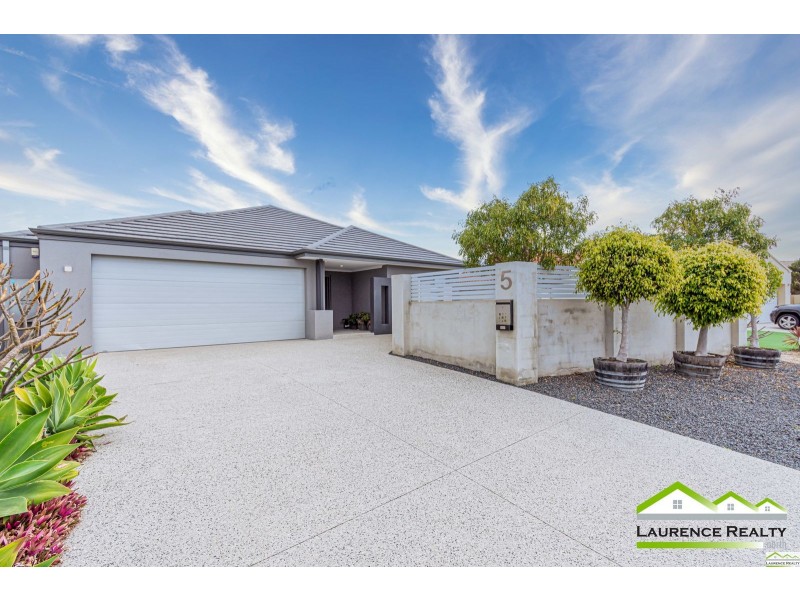 5 Irvine Cove, Mindarie WA 6030
