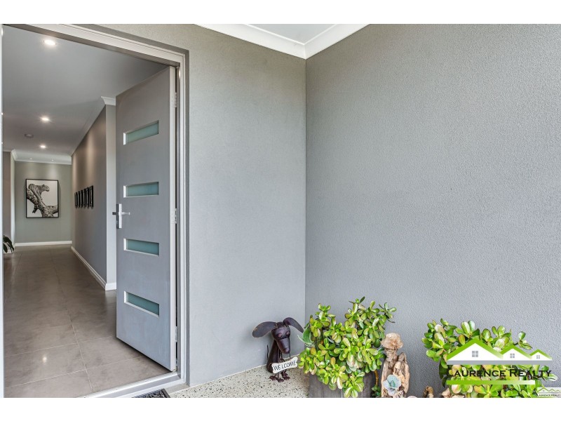 5 Irvine Cove, Mindarie WA 6030