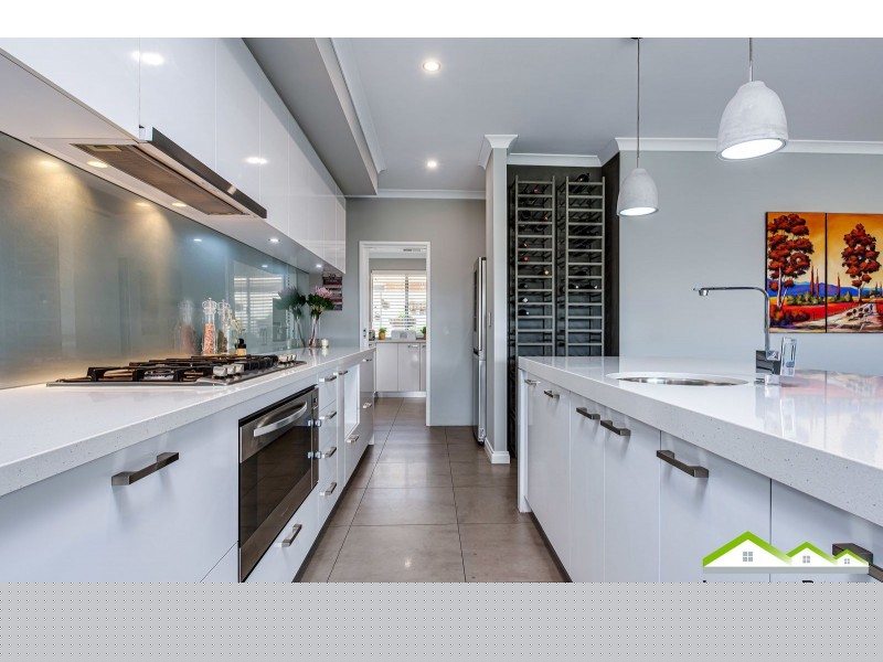 5 Irvine Cove, Mindarie WA 6030