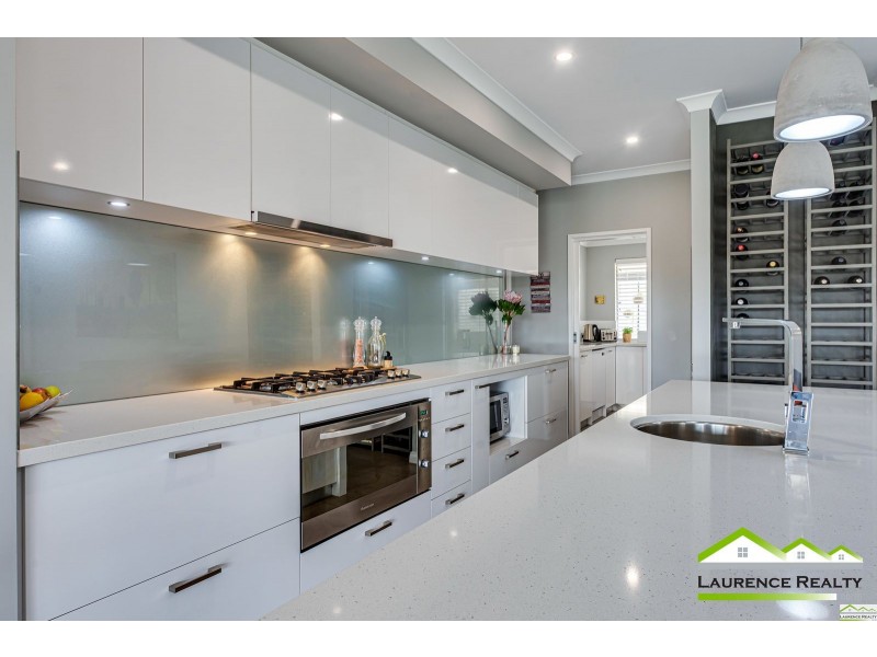 5 Irvine Cove, Mindarie WA 6030