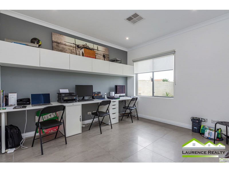 5 Irvine Cove, Mindarie WA 6030