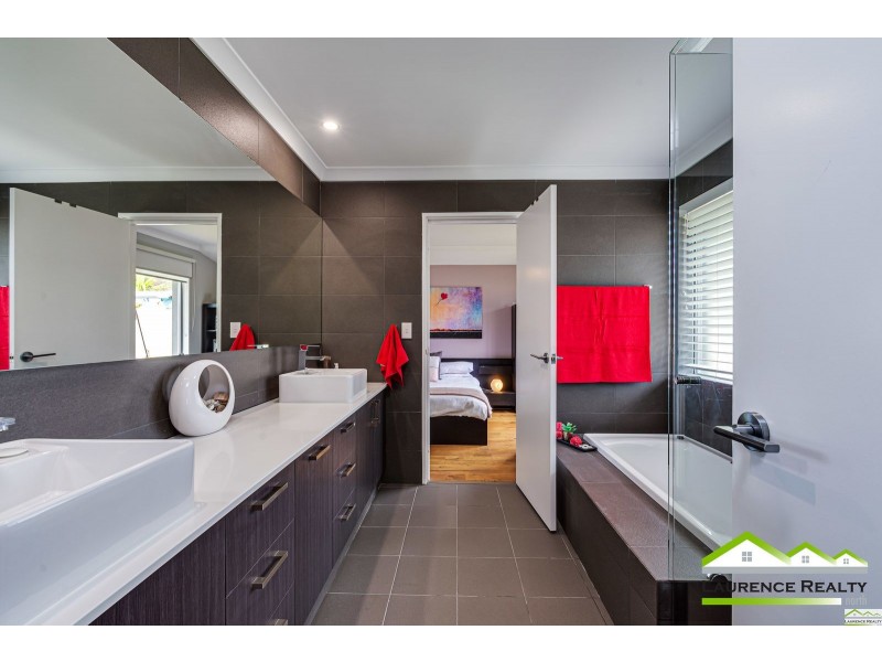 5 Irvine Cove, Mindarie WA 6030