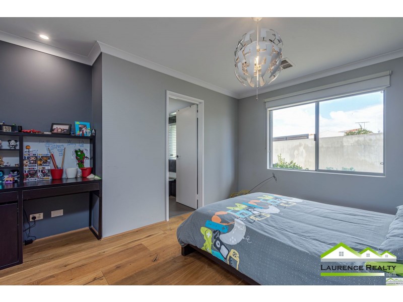 5 Irvine Cove, Mindarie WA 6030