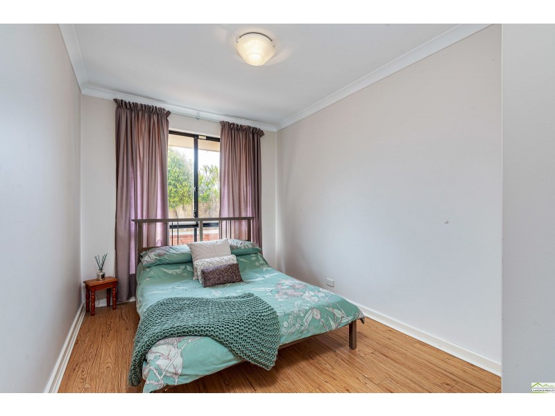 19 Kinsale Drive, Mindarie WA 6030