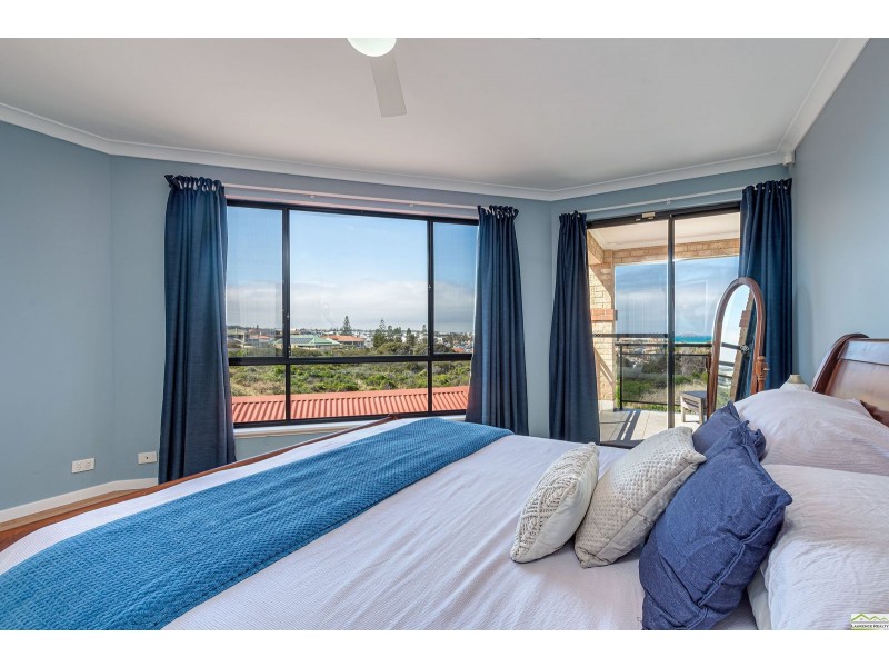 19 Kinsale Drive, Mindarie WA 6030