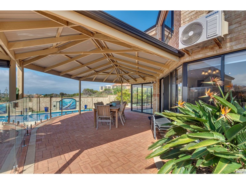 19 Kinsale Drive, Mindarie WA 6030