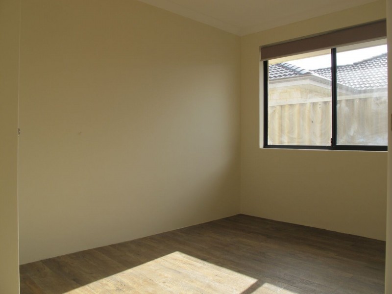 21 James Cook Avenue, Quinns Rocks WA 6030