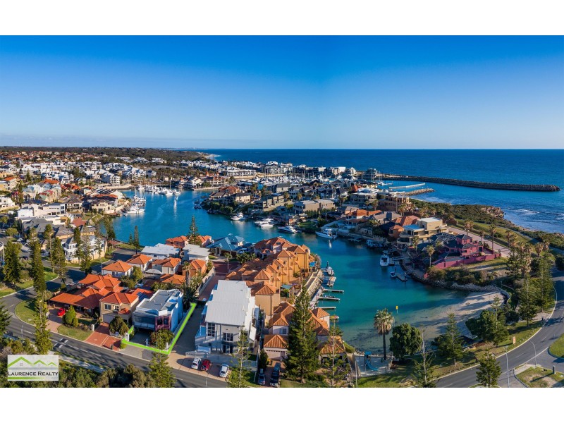 17A Rosslare Promenade, Mindarie WA 6030