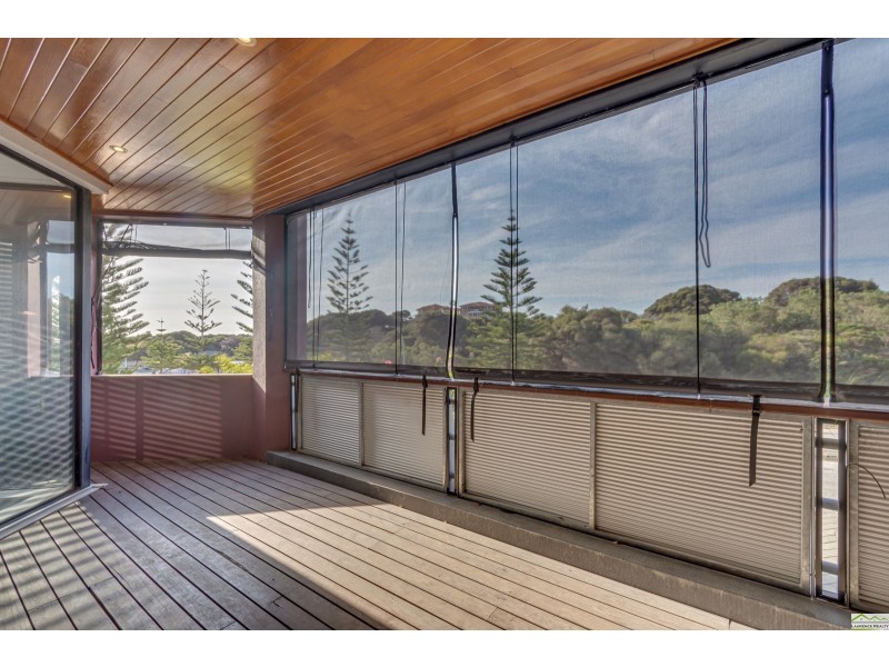 17A Rosslare Promenade, Mindarie WA 6030