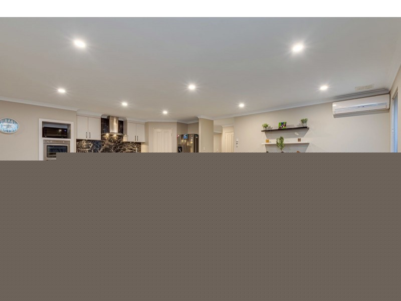 8 Dirleton Loop, Butler WA 6036