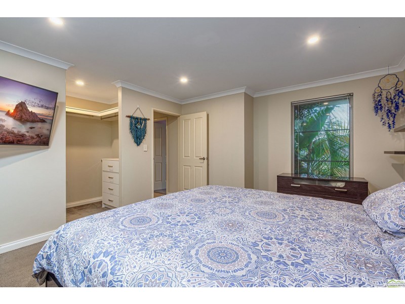 8 Dirleton Loop, Butler WA 6036