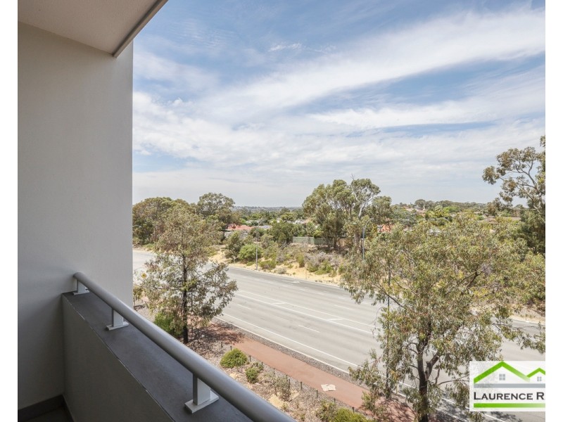 97/6 Walsh Loop, Joondalup WA 6027
