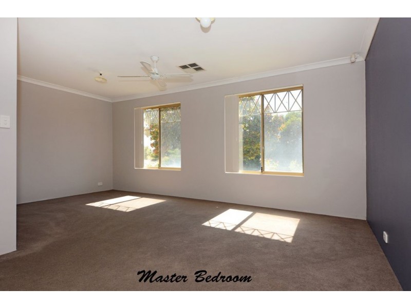 35 Kin Bay Entrance, Mindarie WA 6030