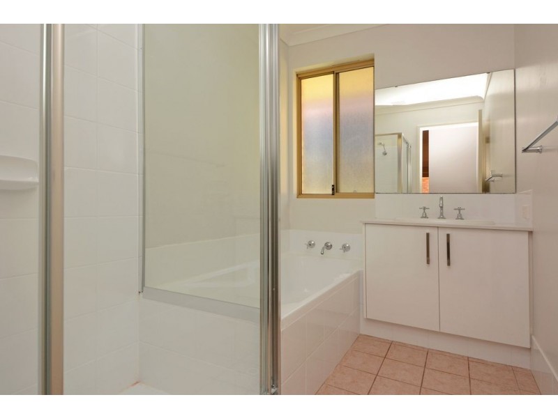 35 Kin Bay Entrance, Mindarie WA 6030