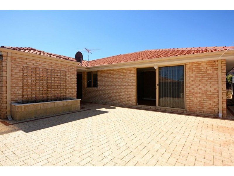 35 Kin Bay Entrance, Mindarie WA 6030
