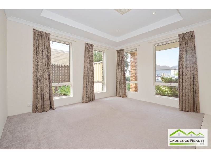 10 Moorlinch Street, Butler WA 6036