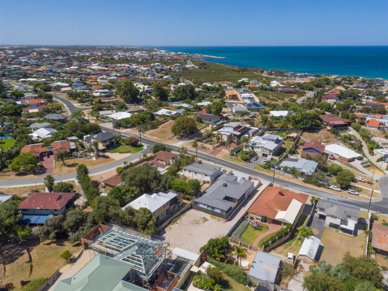 59 Mindarie Drive, Quinns Rocks WA 6030