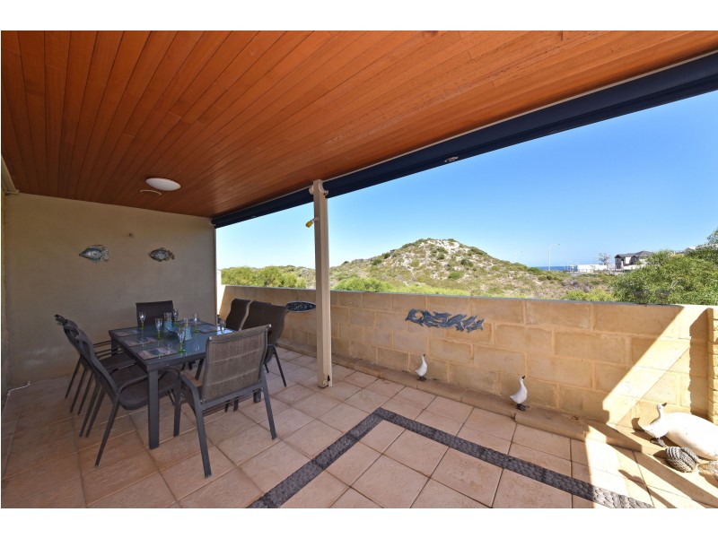 4 Glensanda Way, Mindarie WA 6030