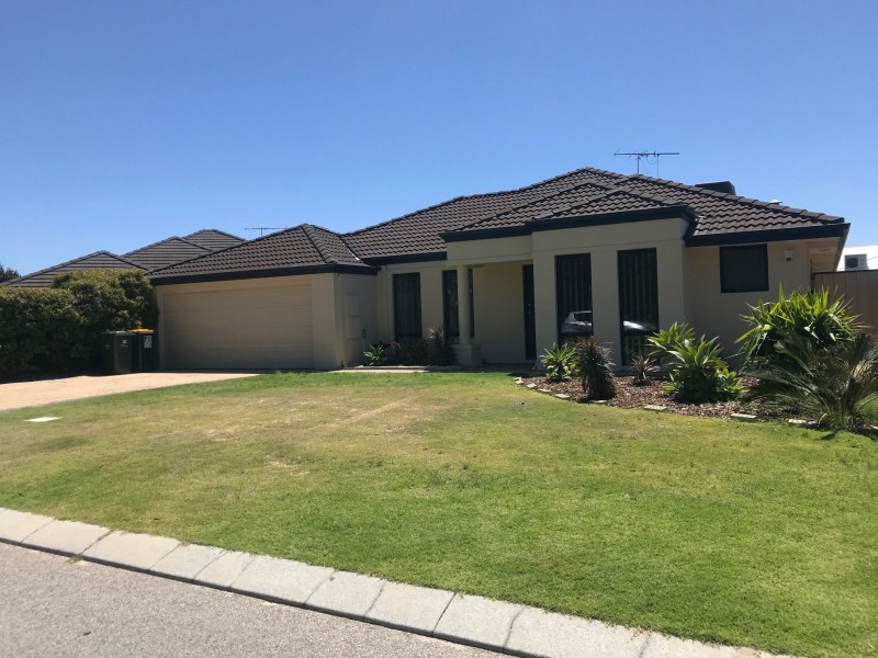 10 Lady Lindsay Cove, Yanchep WA 6035