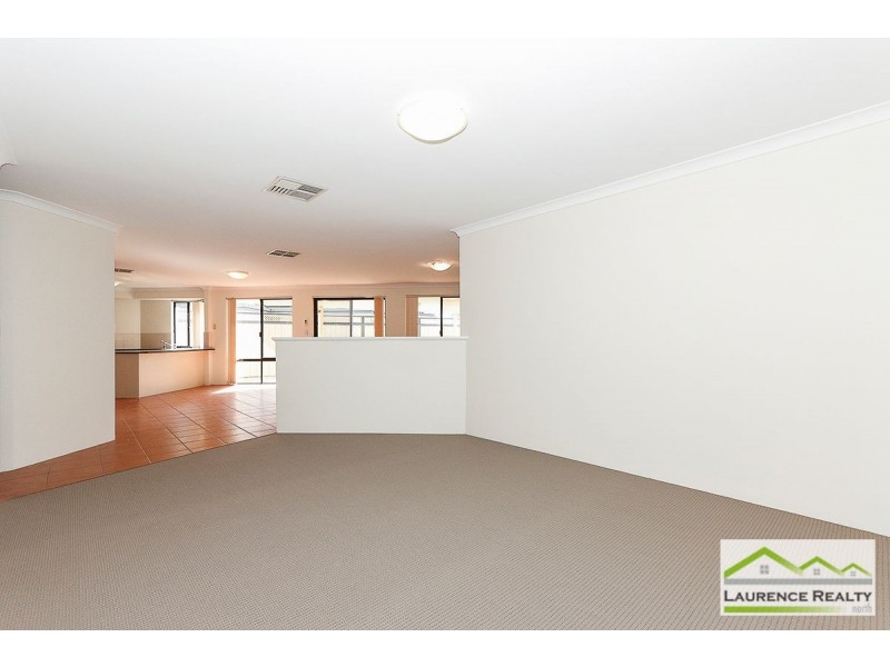 10 Lady Lindsay Cove, Yanchep WA 6035