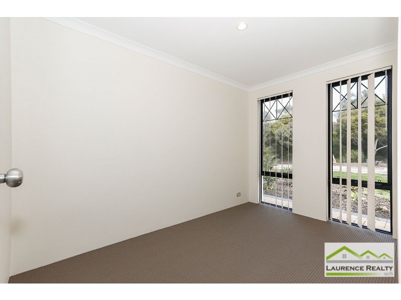 10 Lady Lindsay Cove, Yanchep WA 6035