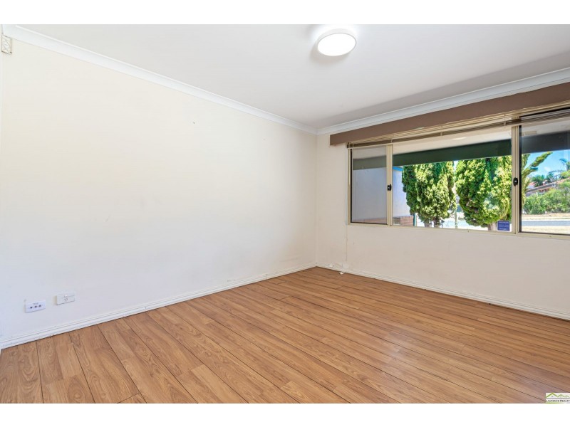 31 Renshaw Boulevard, Clarkson WA 6030