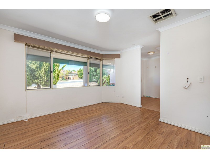 31 Renshaw Boulevard, Clarkson WA 6030