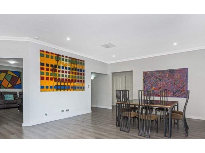 6 Bayfield Crescent, Mindarie WA 6030