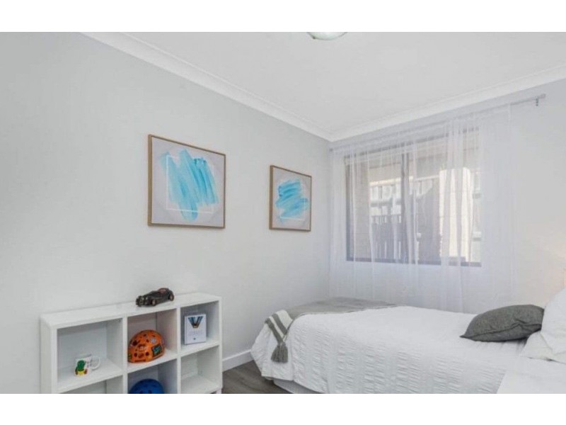 6 Bayfield Crescent, Mindarie WA 6030