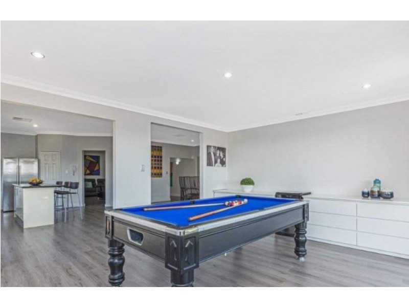 6 Bayfield Crescent, Mindarie WA 6030