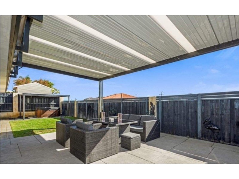 6 Bayfield Crescent, Mindarie WA 6030
