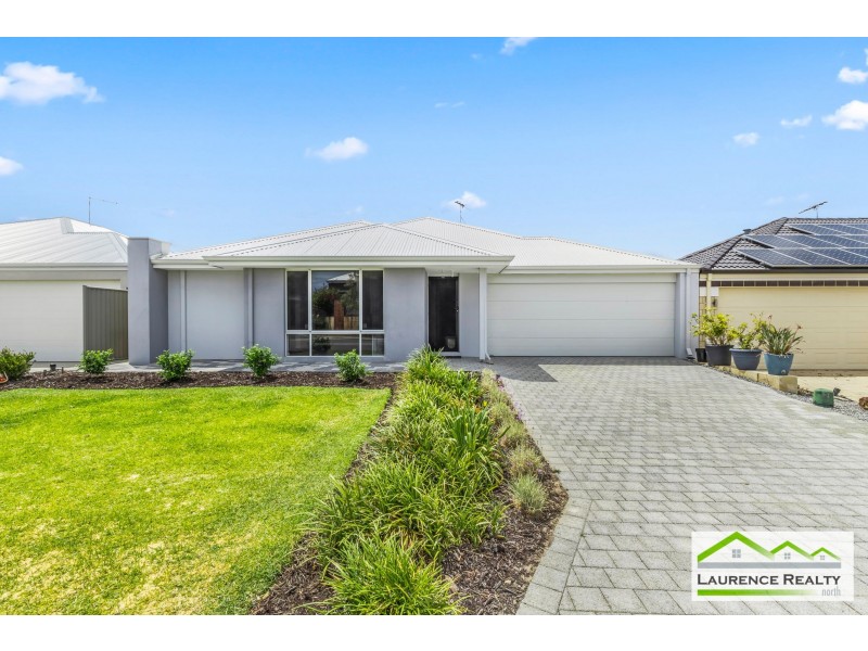 12 Debelle Way, Clarkson WA 6030