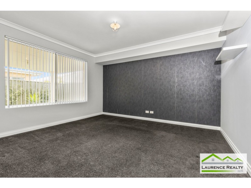 12 Debelle Way, Clarkson WA 6030