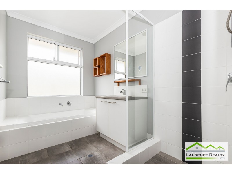 12 Debelle Way, Clarkson WA 6030