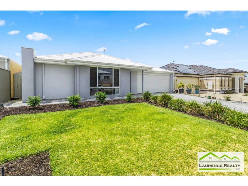 12 Debelle Way, Clarkson WA 6030
