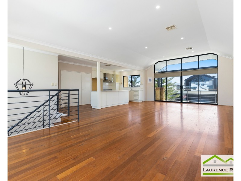 3 Alexandria View, Mindarie WA 6030