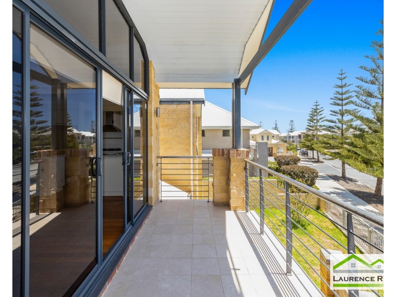 3 Alexandria View, Mindarie WA 6030