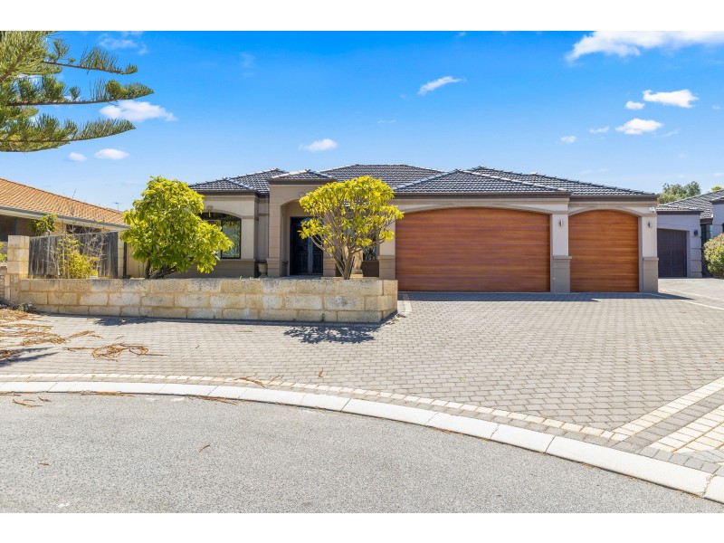 33 Avondale Court, Mindarie WA 6030