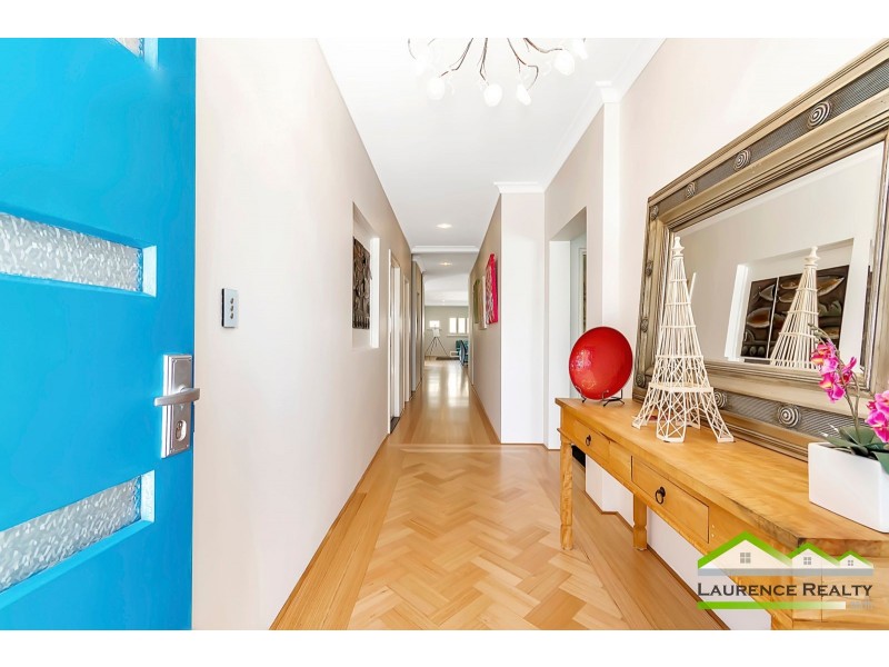 11 Hampshire Drive, Quinns Rocks WA 6030