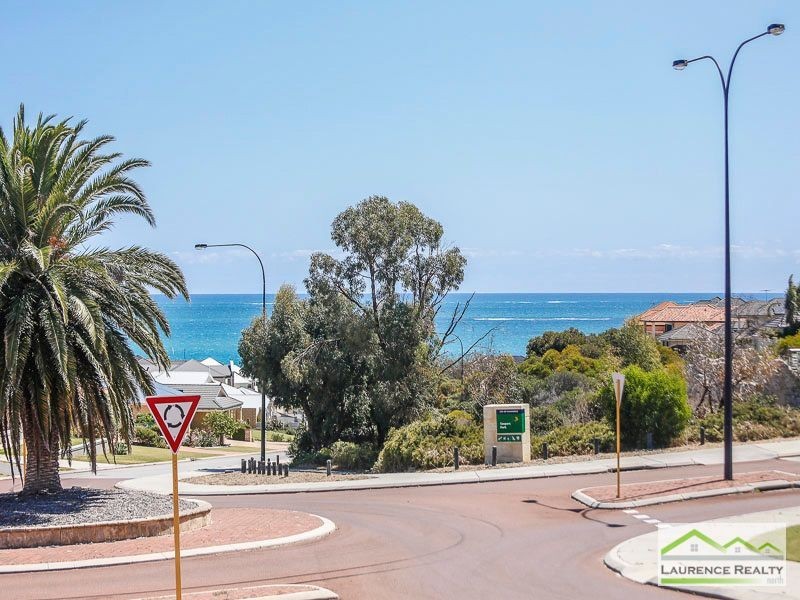1 Eton Pass, Mindarie WA 6030