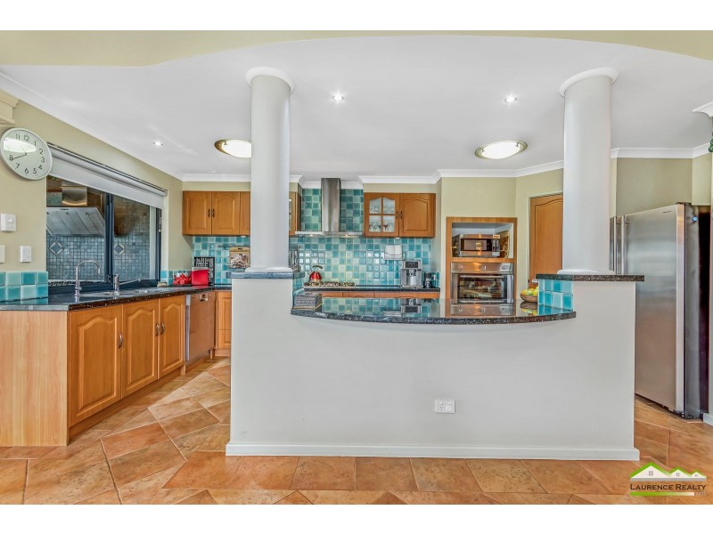 5c St Malo Court, Mindarie WA 6030