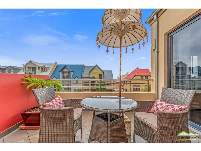 5c St Malo Court, Mindarie WA 6030