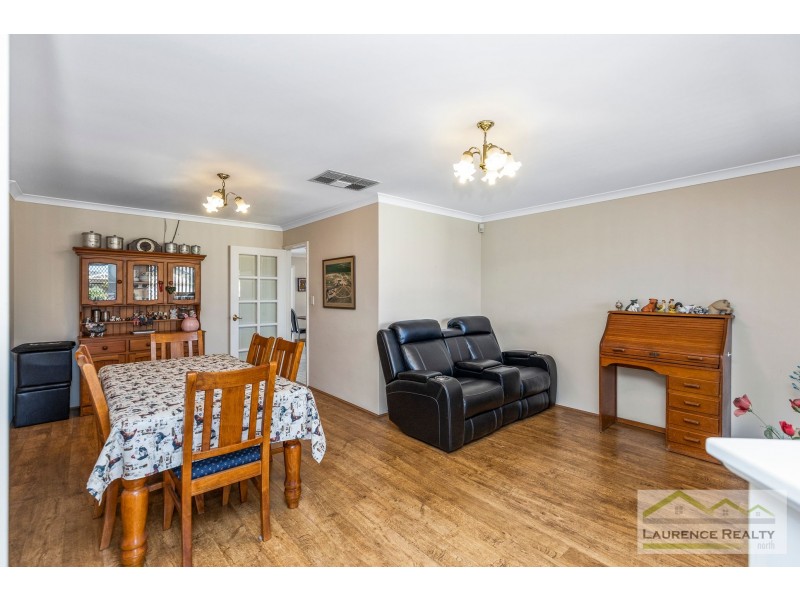 6 Peel Way, Mindarie WA 6030